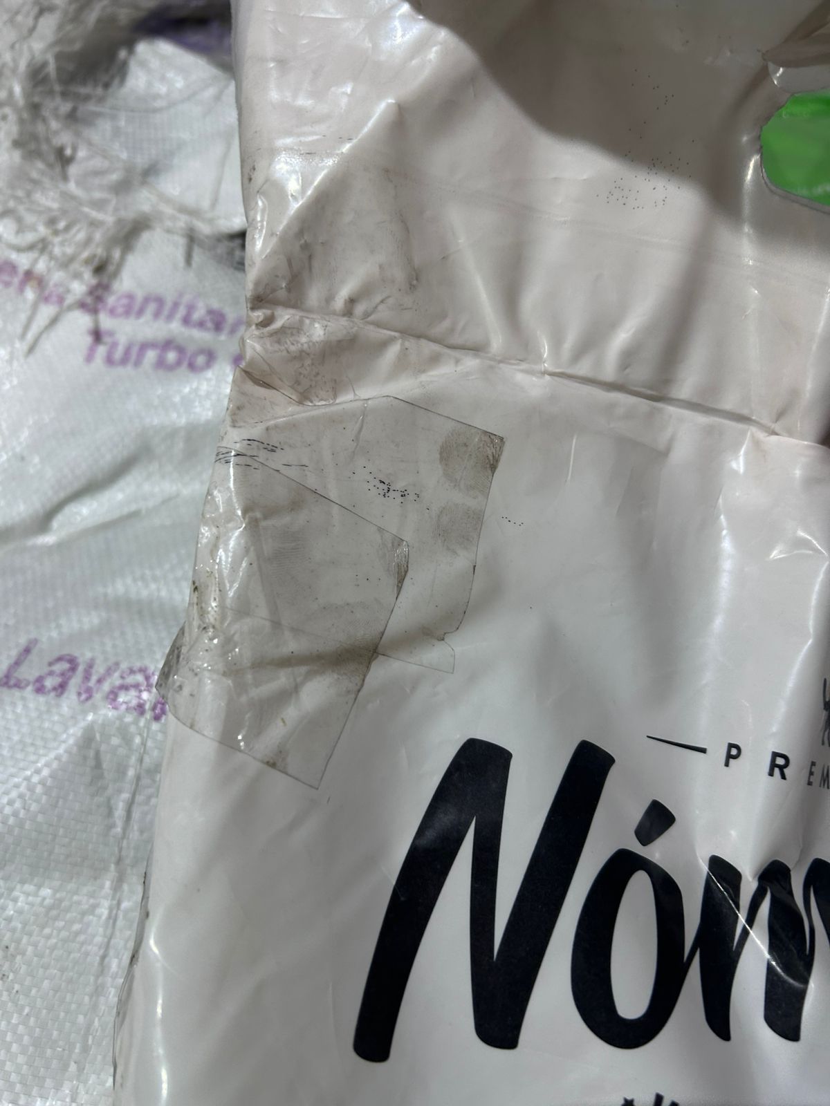 Nómade Arena Sanitaria 10kg (Producto con detalle)